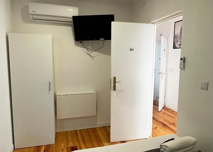 Apartamento Bernardim Ribeiro - 5ª Andar Pansiyon