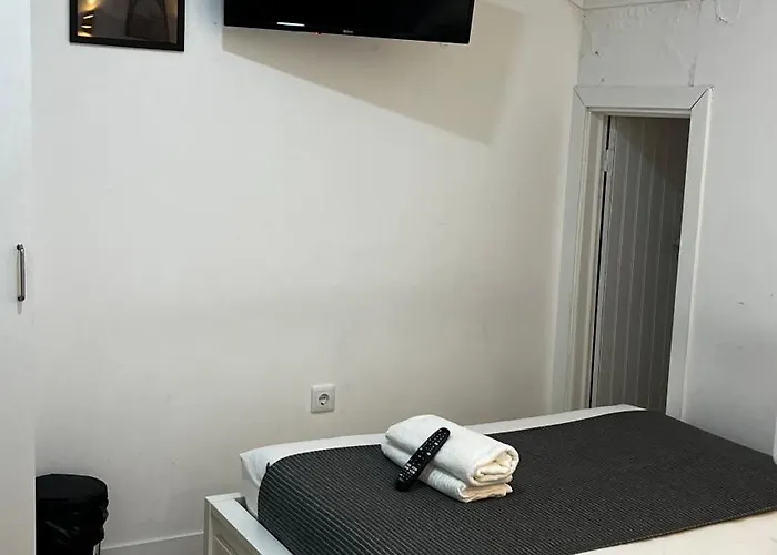 Apartamento Bernardim Ribeiro - 5ª Andar 民宿