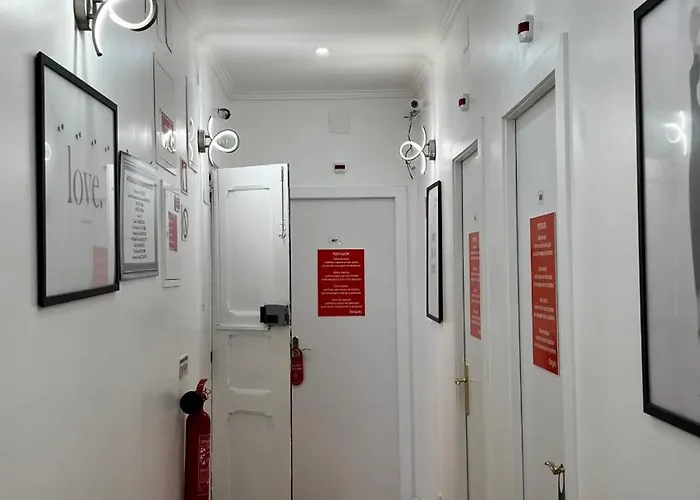 Apartamento Bernardim Ribeiro - 5ª Andar ליסבון