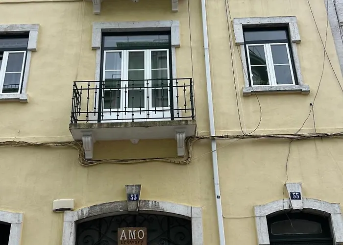 Bernardim Ribeiro - 5ª Andar Privatunterkunft Lissabon
